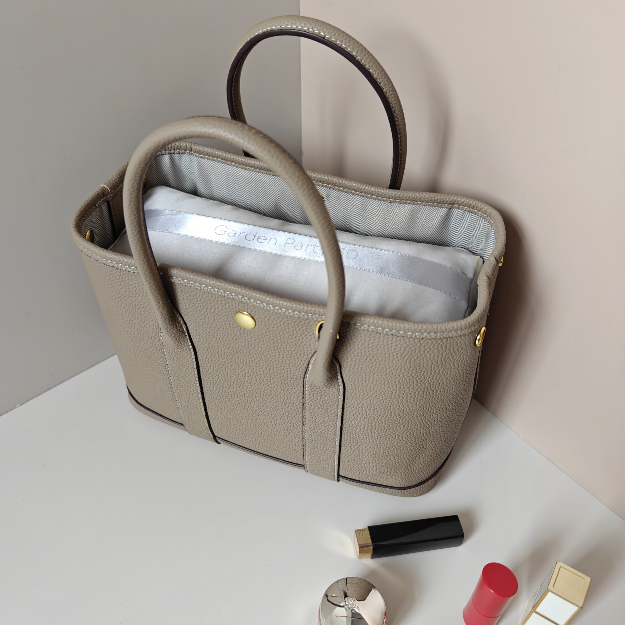 يناسب حقيبة H Garden Party 30  - مراجعة Handbags وسعره